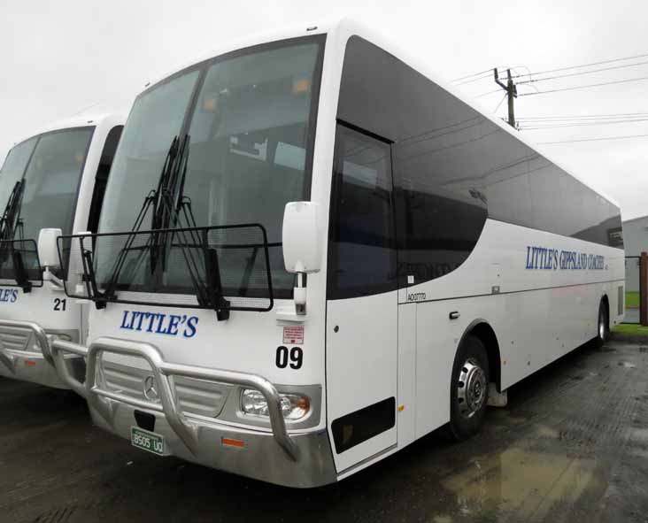 Littles Gippsland Coaches Mercedes O500RF Coach Design 09